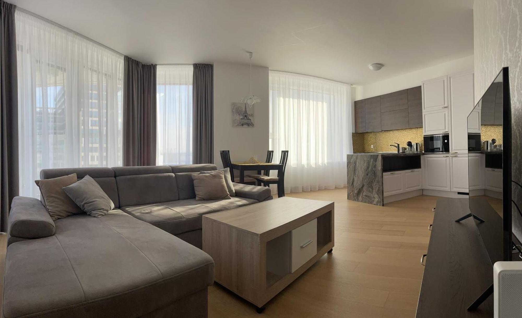 Sag Panorama City Apartment 3 Rooms Free Parking Free Wifi Bratislava Exterior photo
