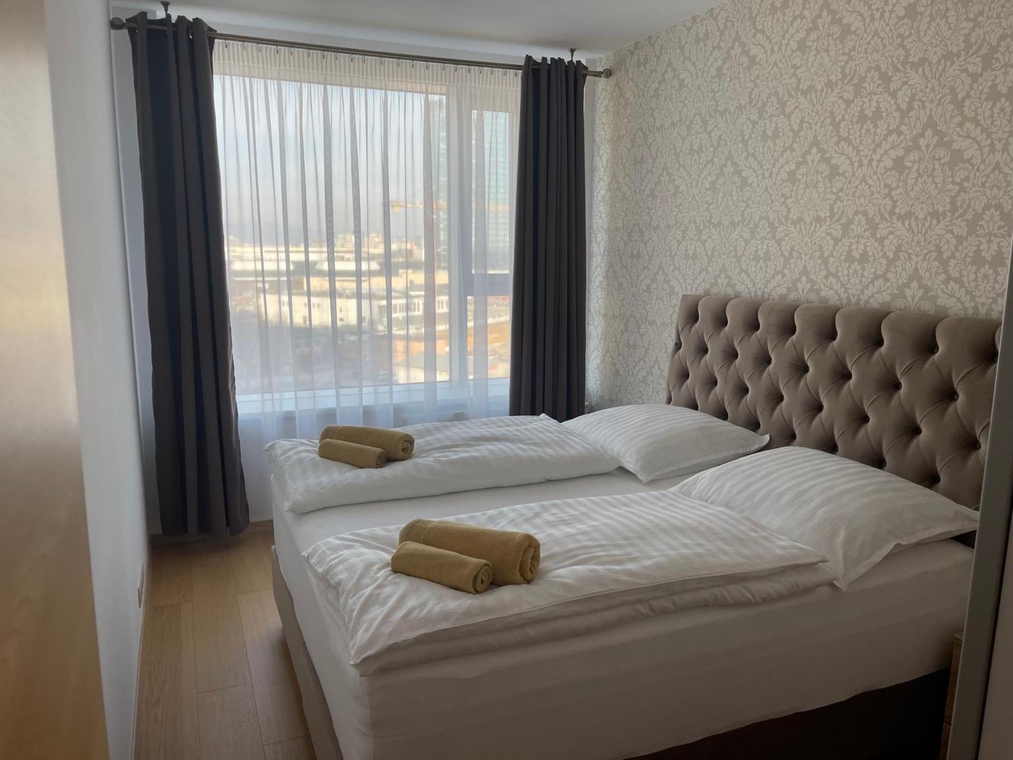 Sag Panorama City Apartment 3 Rooms Free Parking Free Wifi Bratislava Exterior photo