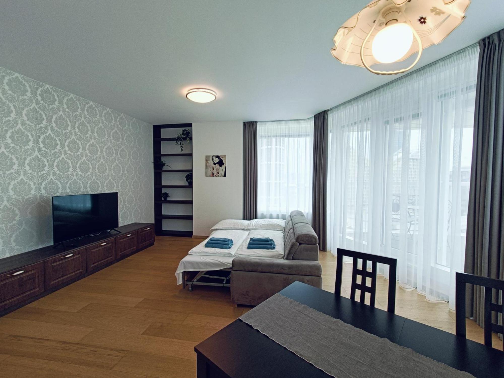 Sag Panorama City Apartment 3 Rooms Free Parking Free Wifi Bratislava Exterior photo